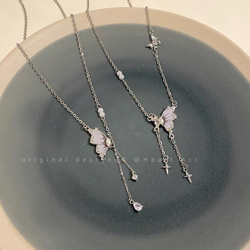 Damen Elegante und filigrane Kette mit Schmetterling Shop Nory