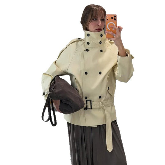 Damen Kurze doppeltknöpfte Trenchjacke mit hohem Stehkragen und Taillengürtel Shop Nory