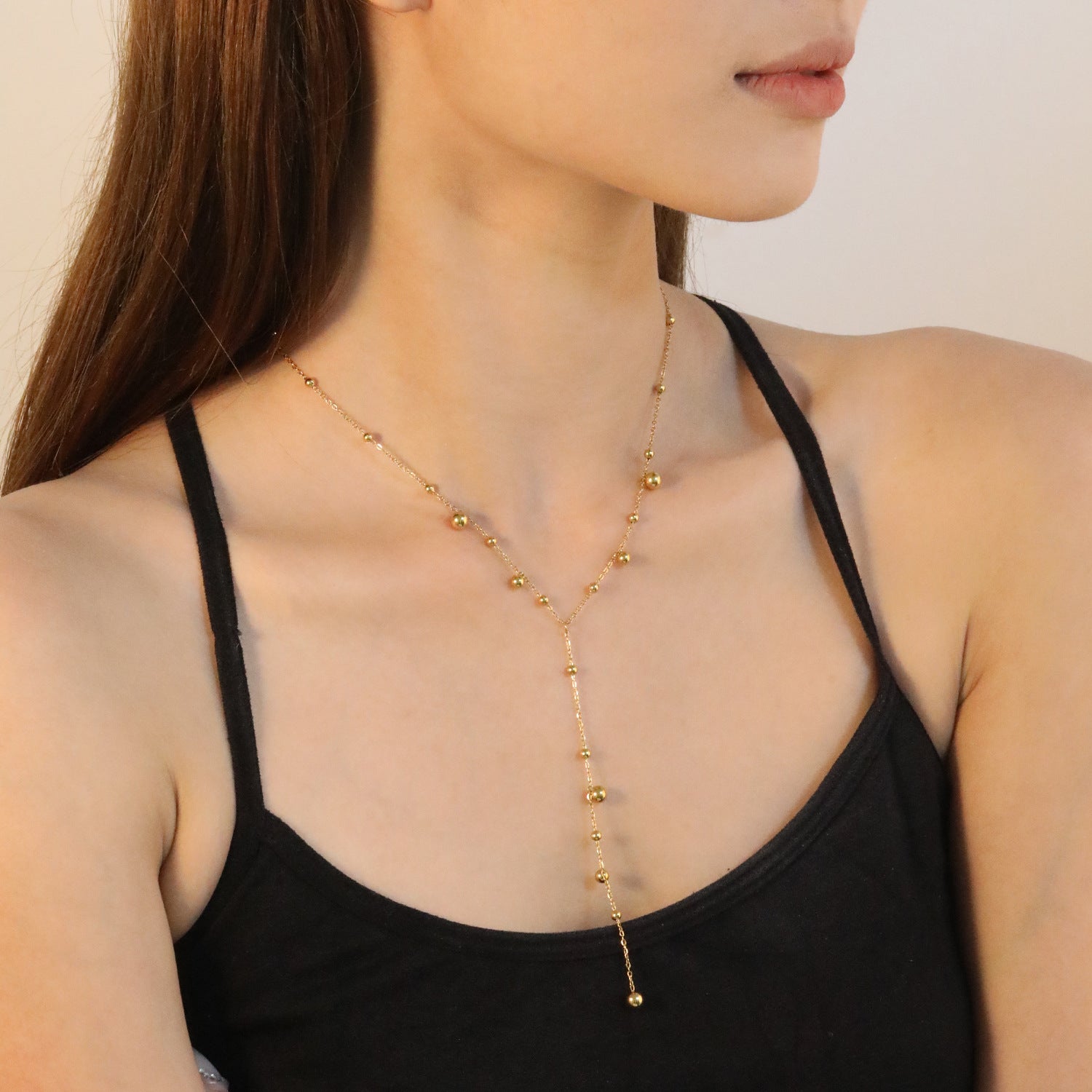 Damen Y-förmige Halskette mit filigranen Anhängern und verstellbarem Design Shop Nory