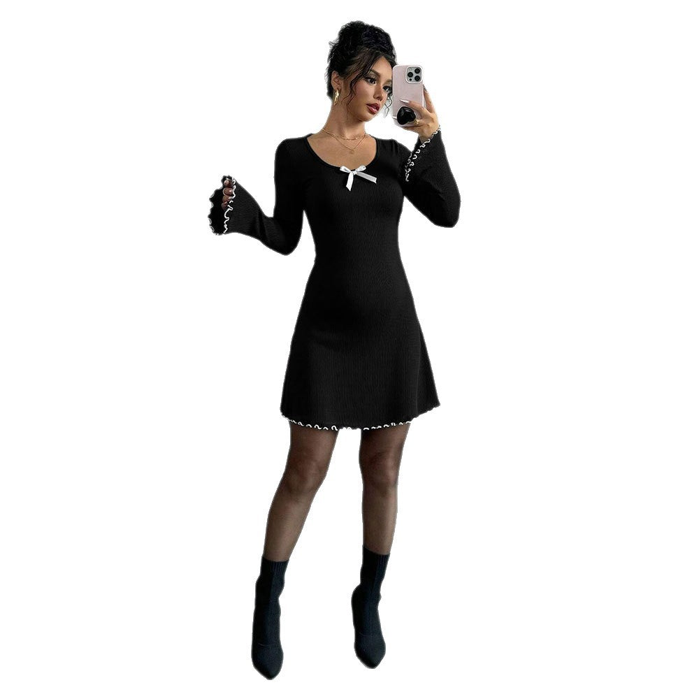 Damen geripptes Minikleid mit Trompetenärmeln, Zierschleife am Dekolleté und welligem Saum Shop Nory