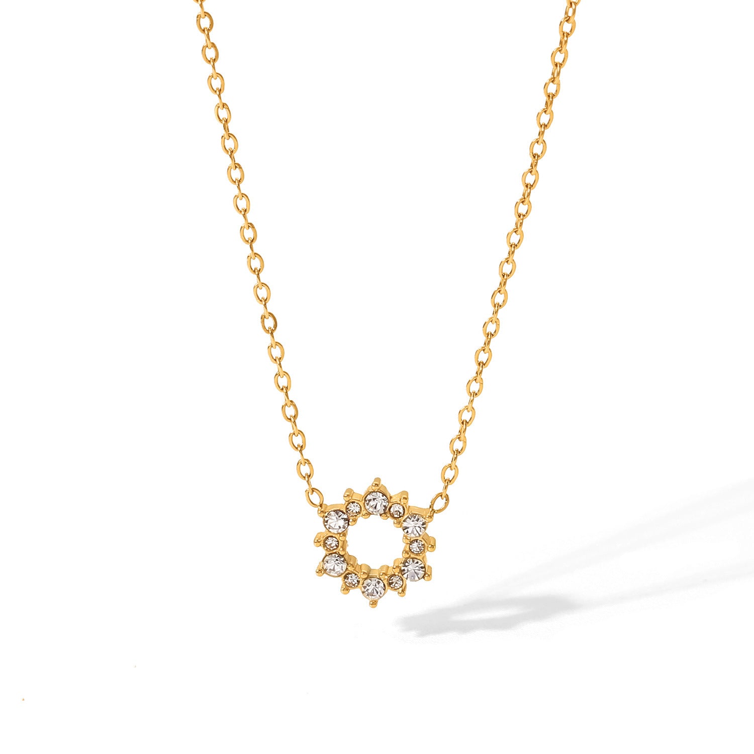 Damen Halskette mit funkelndem Kristallanhänger und feiner Gliederkette Shop Nory