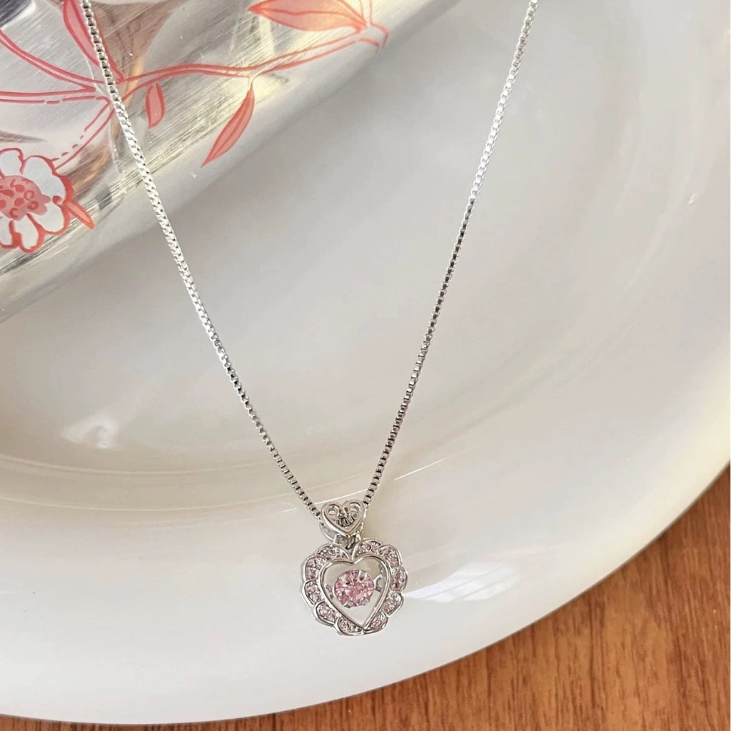 Damen Halskette mit herzförmigem Anhänger und funkelnden Zirkonia Shop Nory