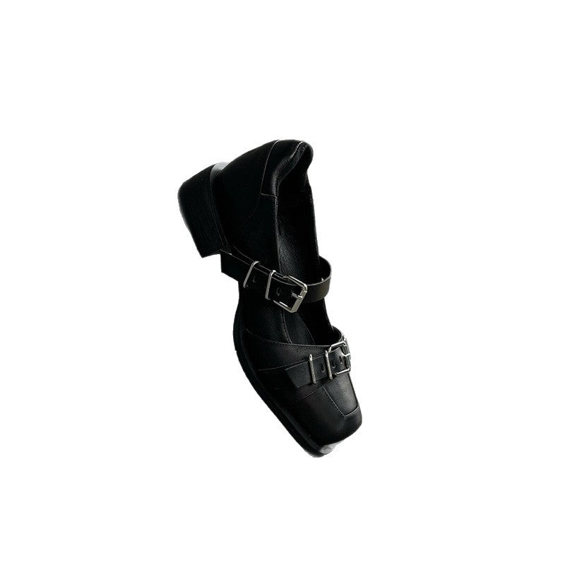 Damen Spitzer Mary-Jane-Loafer mit Schnallenriemen, Nietenbesatz und geprägtem Flammenmotiv Shop Nory