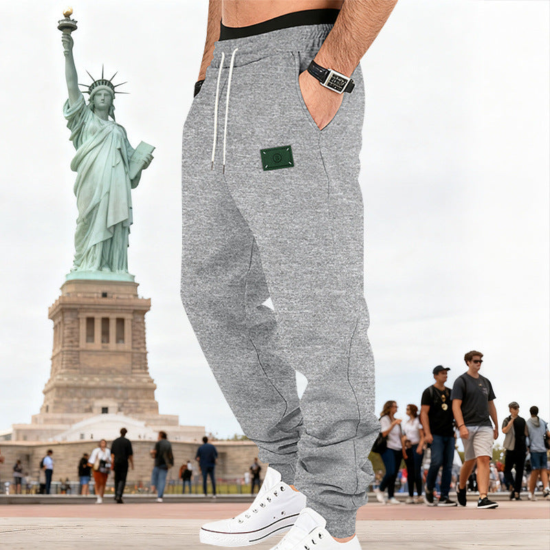 Herren Slim-Fit Sweat-Jogger mit elastischem Bund, Tunnelzug und gerippten Bündchen Shop Nory