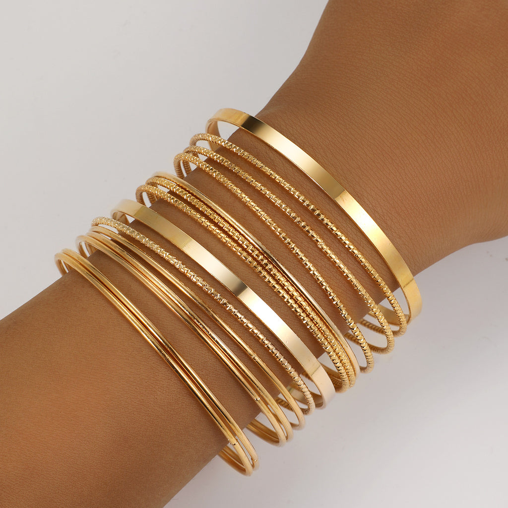 Damen Armreifen-Set mit eleganten, vielseitigen Designs Shop Nory
