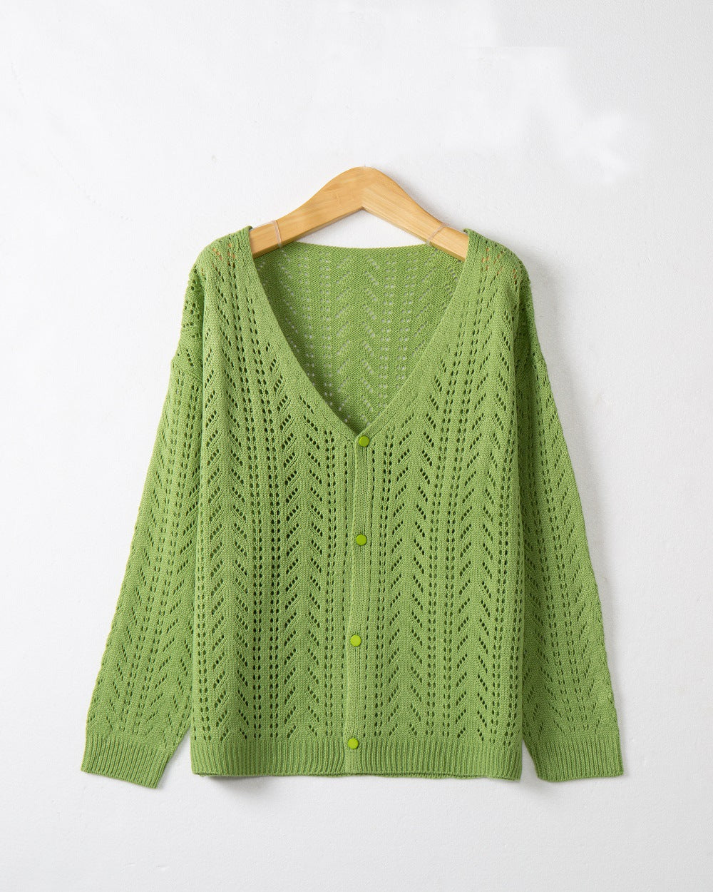 Damen Leichte Ajour-Strickjacke mit tiefem V-Ausschnitt und Knopfleiste Shop Nory