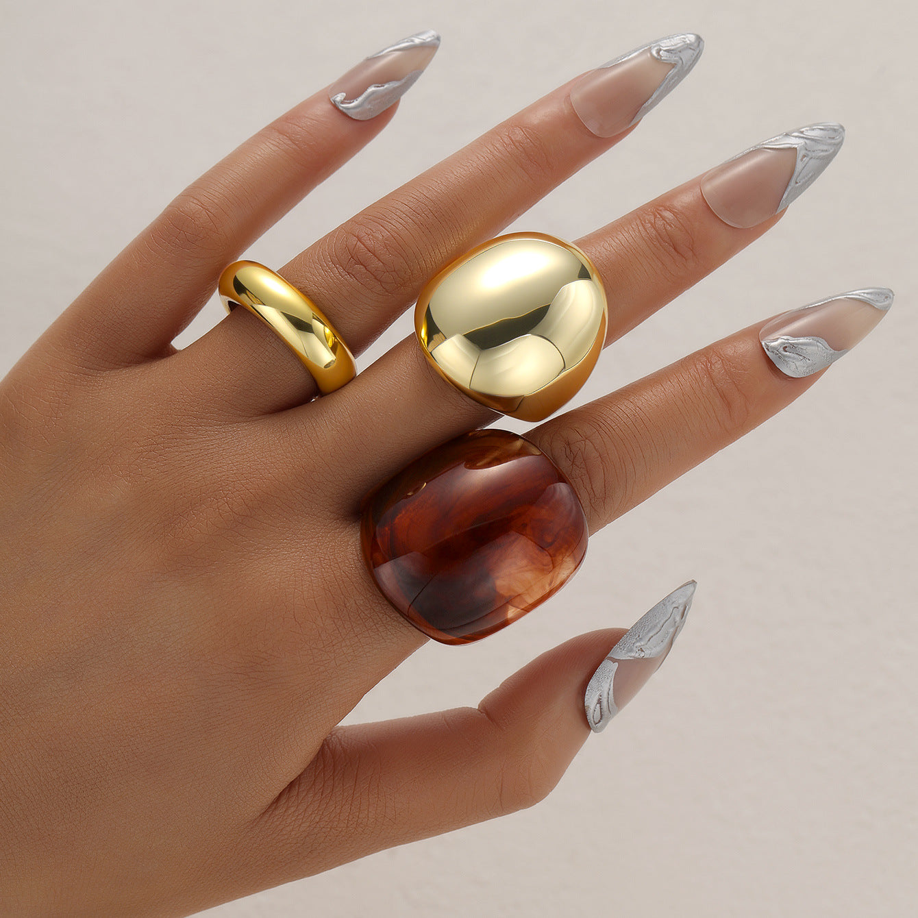 Damen elegantes Ringe-Set mit einzigartigen Formelementen Shop Nory