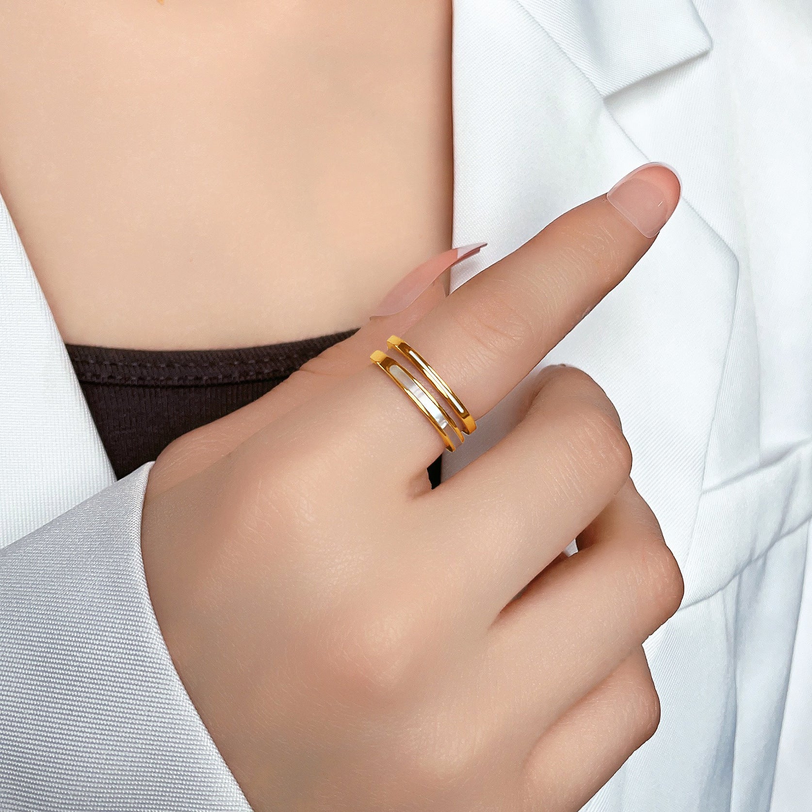 Damen eleganter Ring mit überlappendem Design Shop Nory