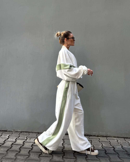 Damen leichte Oversize-Windbreakerjacke mit Kontrastpanelen, Tunnelzugbund und elastischen Bündchen Shop Nory