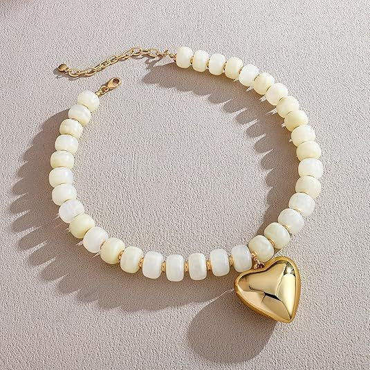 Damen Halskette mit herzförmigem Anhänger und bunten Holzperlen Shop Nory