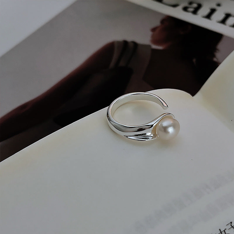 Damenring aus Edelstahl mit elegantem Perlenakzent Shop Nory
