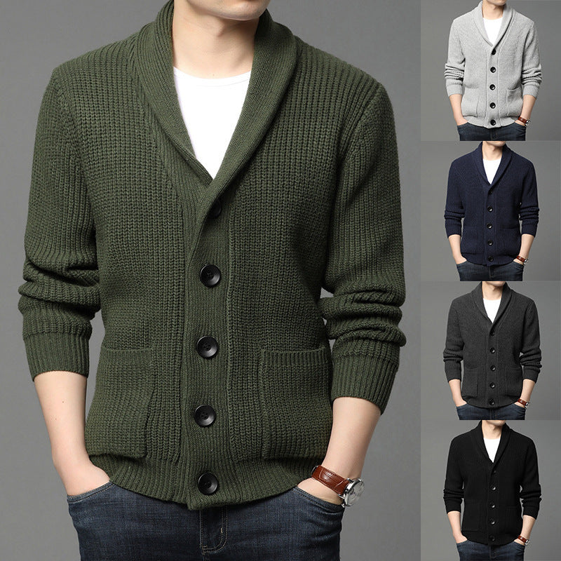 Herren Grobstrick-Cardigan mit Schalkragen, aufgesetzten Taschen und Knopfleiste Shop Nory