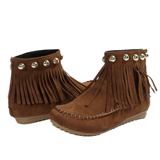 Damen Fransen-Mokassin-Stiefelette mit Ziernieten und Rückenreißverschluss Shop Nory