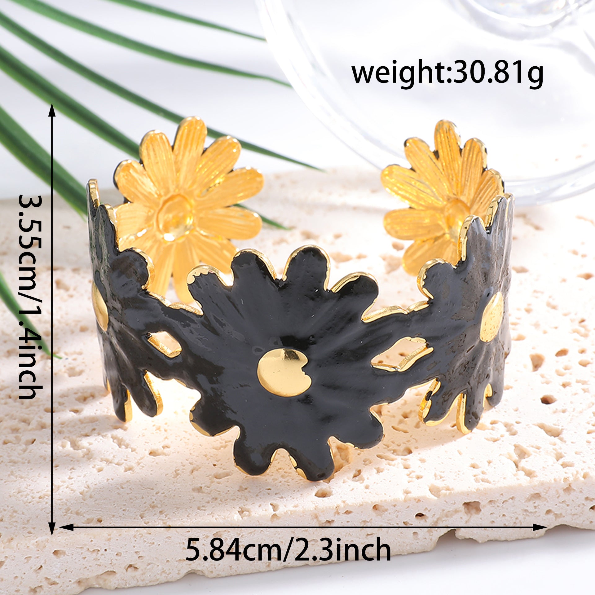 Damen Blumenarmband mit goldenen Akzenten Shop Nory
