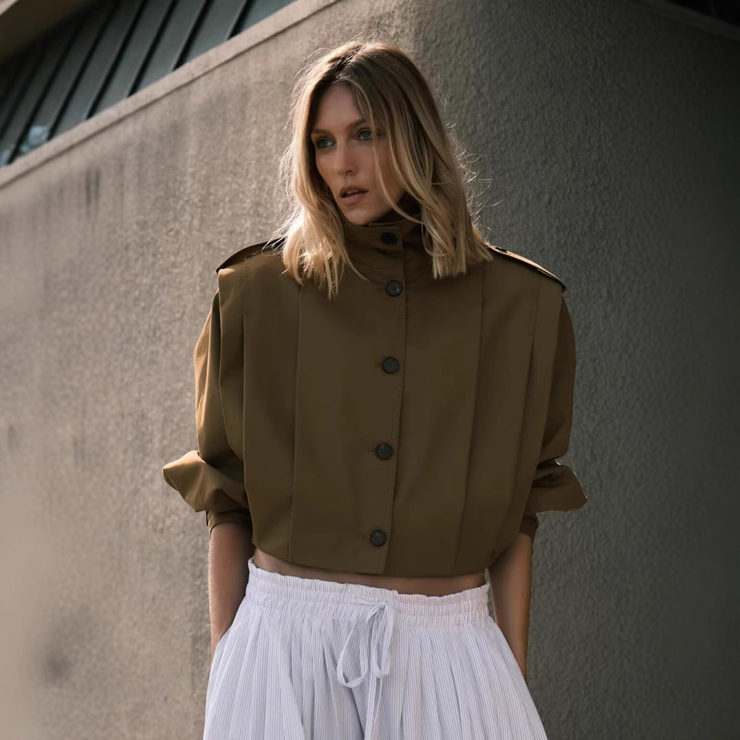 Damen Kurzgeschnittene Trenchjacke im Boxy-Schnitt mit breitem Revers und Epauletten Shop Nory