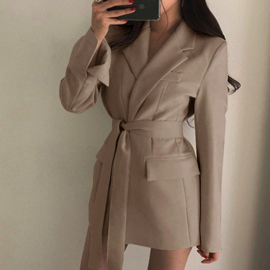 Damen Eleganter Blazer mit asymmetrischem Schnitt und modischen Details