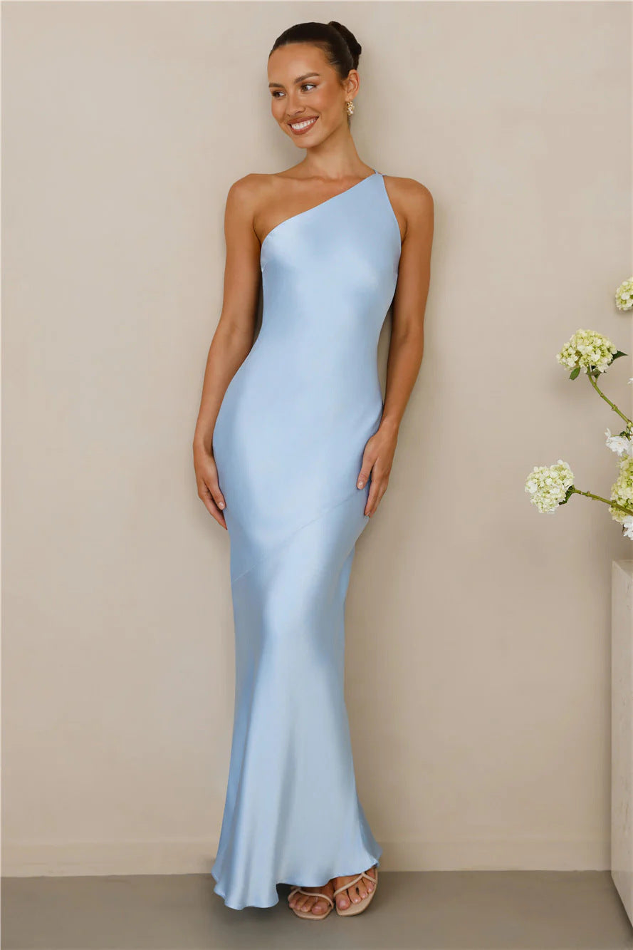 Damen Elegantes asymmetrisches Maxikleid mit feinem Satinfinish Shopnory