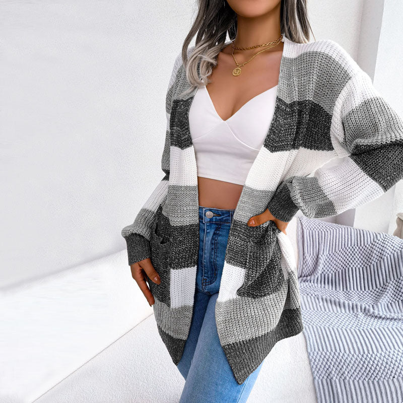 Shopnory | Gestreifte Strickjacke Im Lässigen Stil