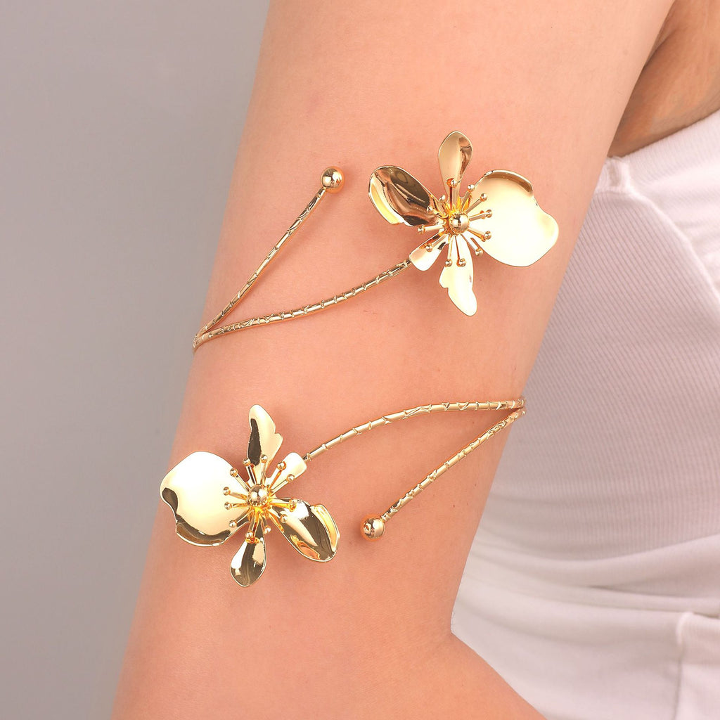 Damen Armreif mit prachtvollem floralen Design Shop Nory