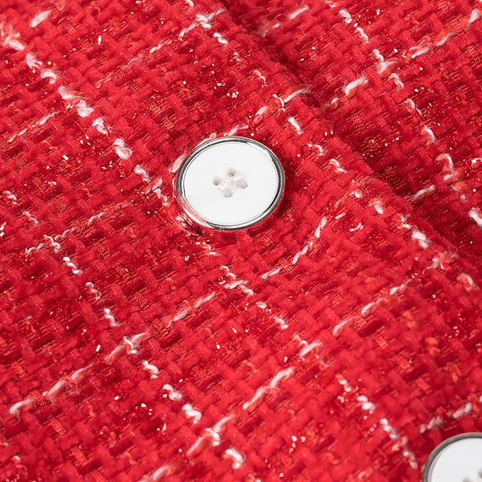 Damen Kurzgeschnittener Bouclé‑Tweed‑Blazer mit Rundhals, Zierknöpfen und aufgesetzten Taschen Shop Nory
