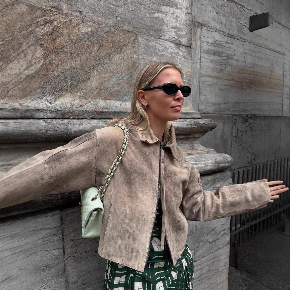Damen Kurz geschnittene Velourslederjacke in Used‑Optik mit extra langen Ärmeln und Zwei‑Wege‑Reißverschluss Shop Nory