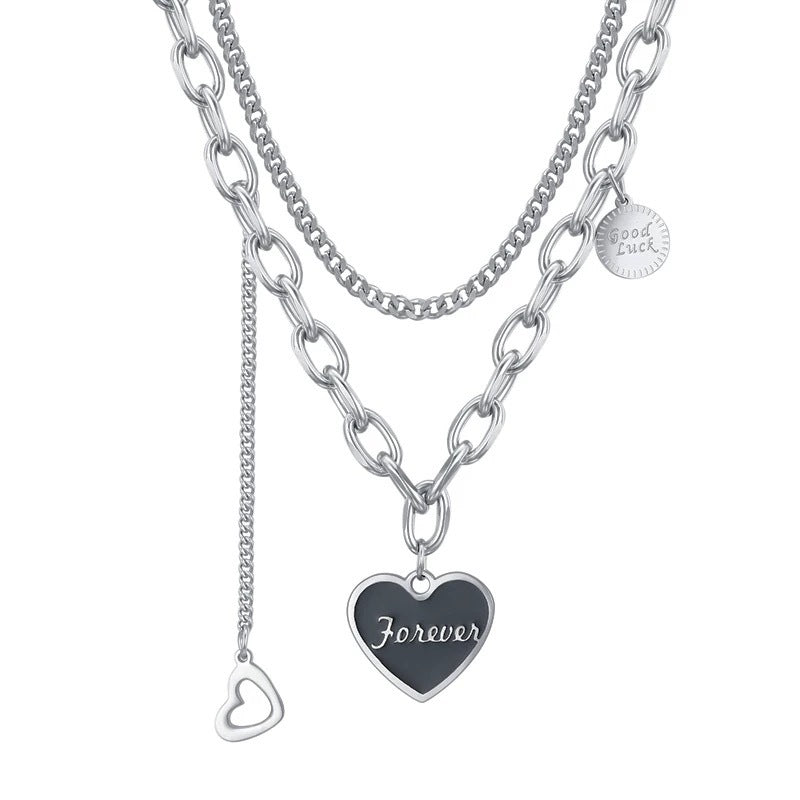 Damen Halskette mit elegantem Herzanhänger und individuellem Gravur-Design Shop Nory