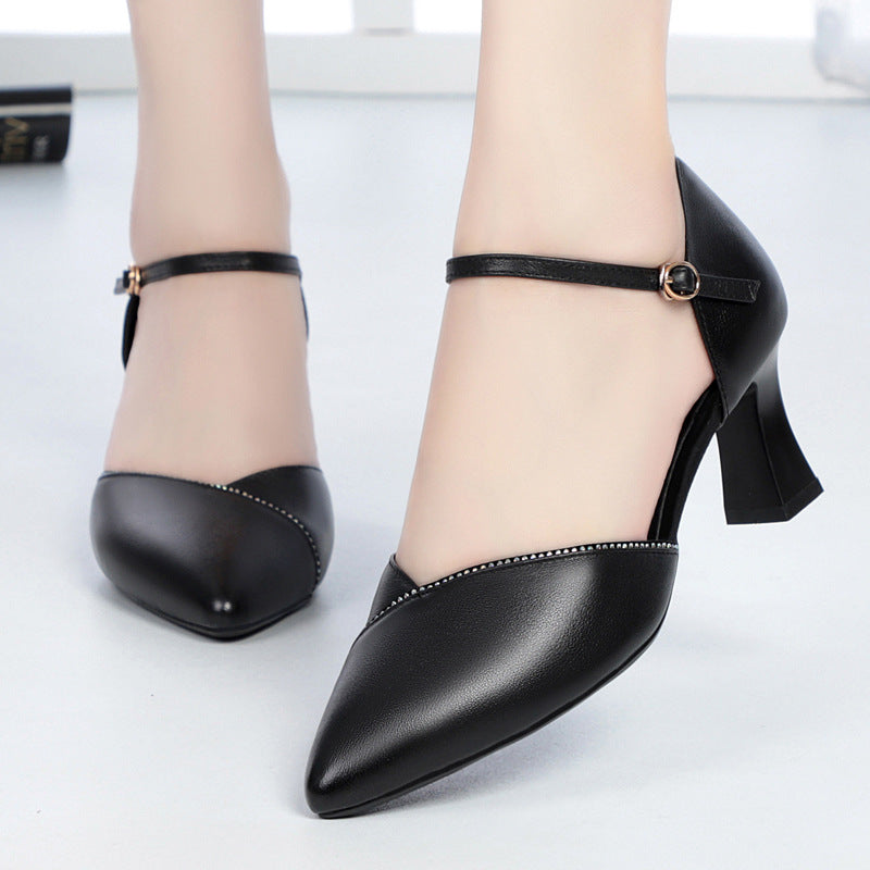 Damen schicke Pumps mit elegantem Riemen und komfortablem Blockabsatz