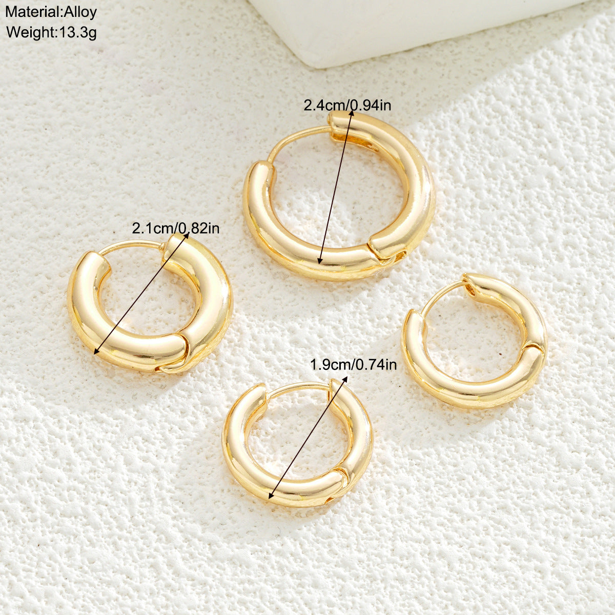 Damen Creolen Ohrstecker Set mit eleganten, modernen Designs Shop Nory