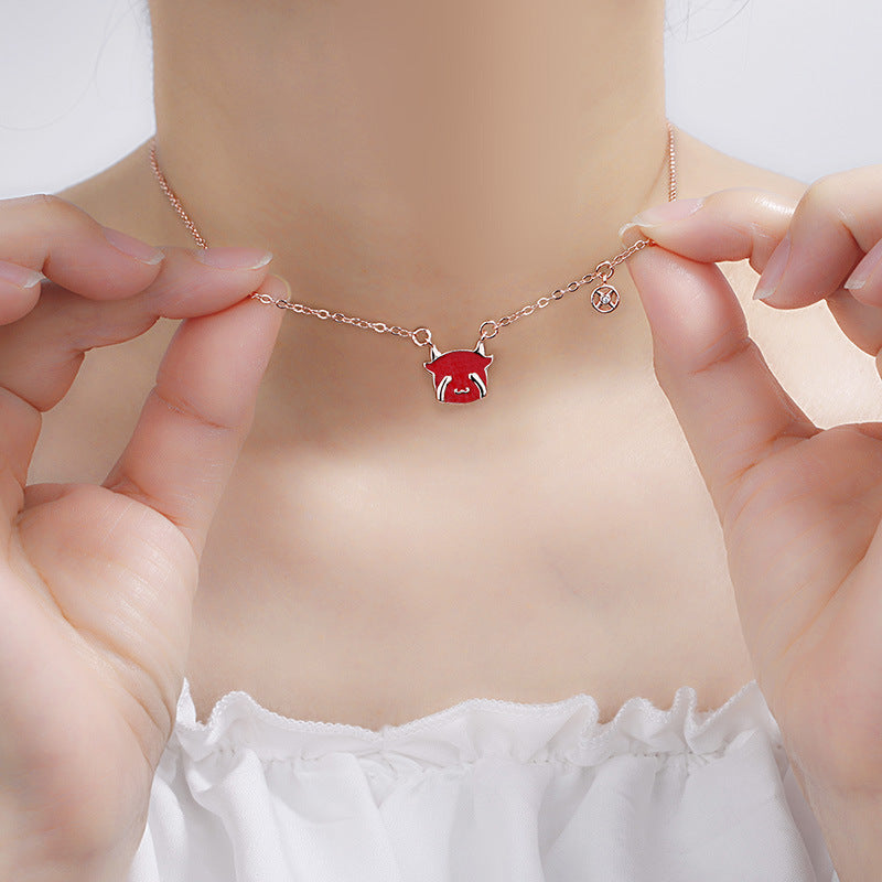 Damen Halskette mit originellem Rinderkopf-Anhänger und funkelndem Zirkonia-Besatz Shop Nory