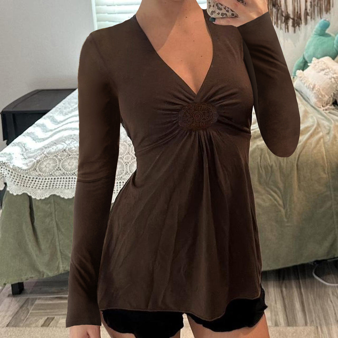 Damen nan figurbetontes Langarmshirt mit Drapé-Vorderteil und gehäkelter Mittelapplikation Shop Nory