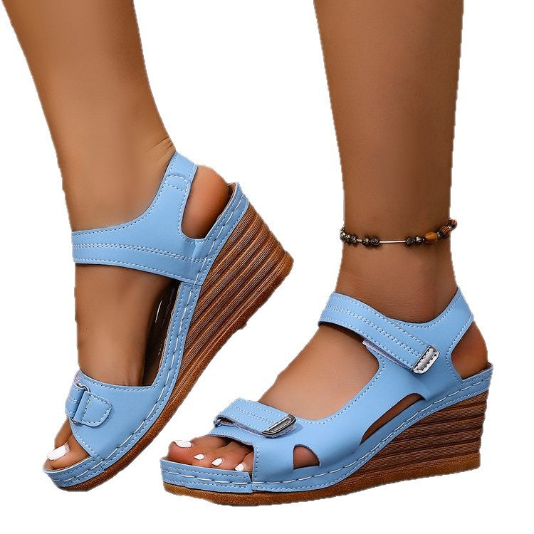 Damen Wedge-Sandaletten mit ergonomischem Riemendesign und Komfort-Fußbett