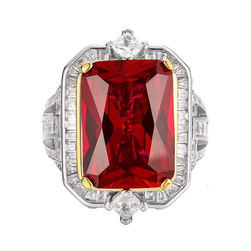 Emerald-Cut Statement Cocktailring mit Halo und Baguette-Akzentdiamanten