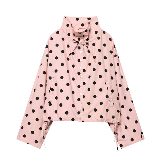Damen Gepunktete Cropped‑Blousonjacke mit hohem Stehkragen, Tunnelzug und Knopfleiste Shop Nory