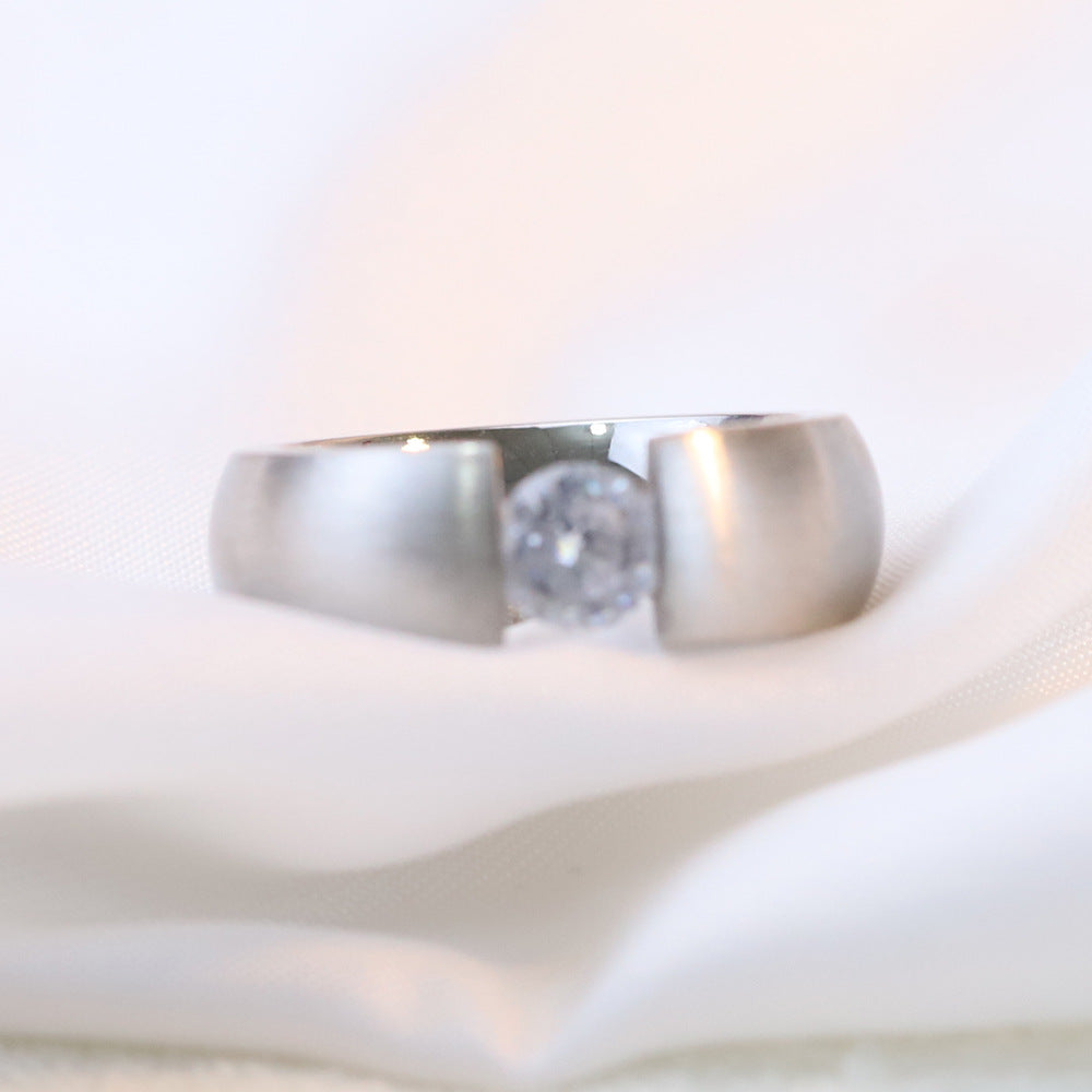 Damen Ring mit modernem, minimalistischem Design und funkelndem Kristallelement Shop Nory