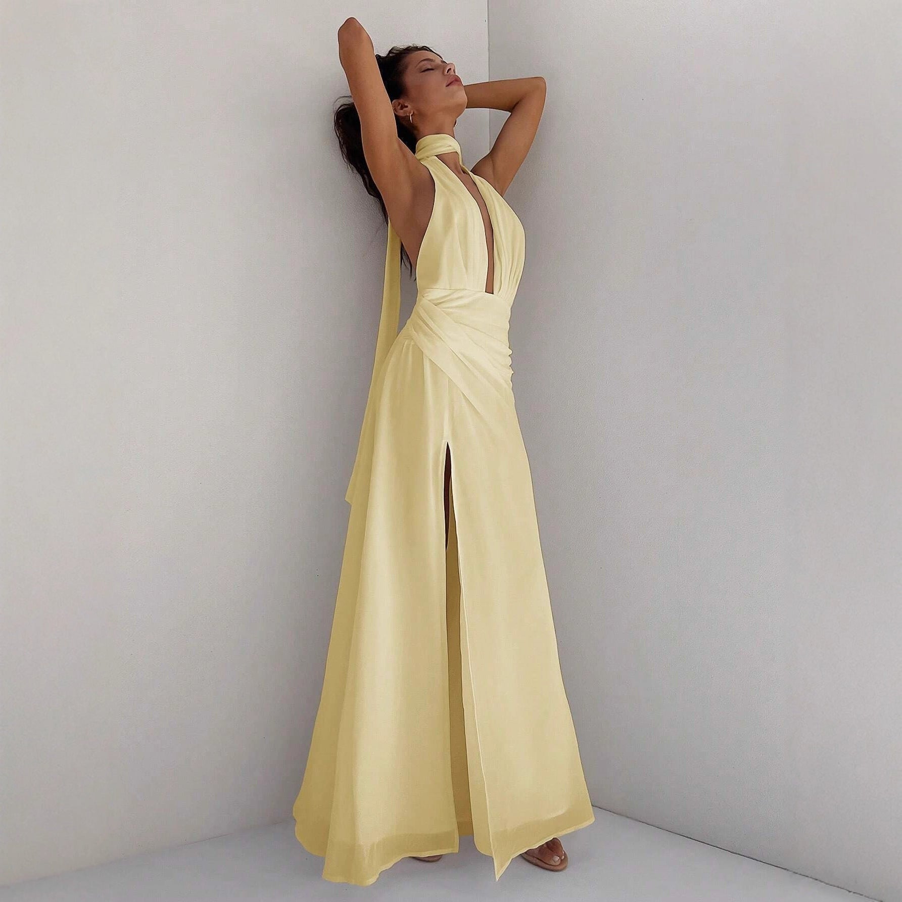 Damen Maxi-Kleid mit tiefem V-Ausschnitt und Wickeldesign Shopnory