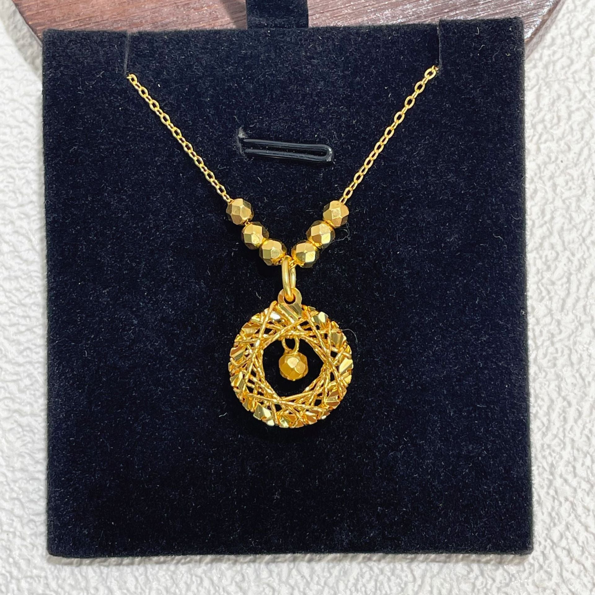 Damen filigrane Halskette mit elegantem Anhänger Shop Nory