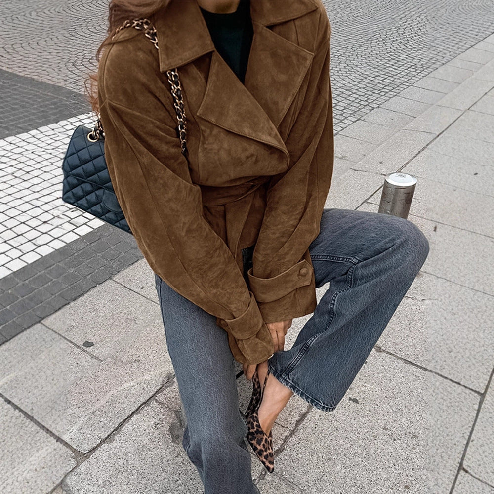 Damen Kurzblouson aus Wildleder‑Look mit Bindegürtel und kastiger Silhouette Shop Nory