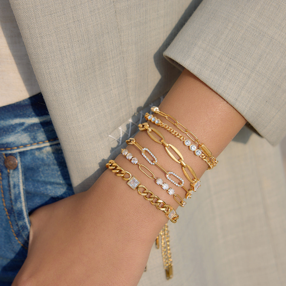 Damen Armband mit elegantem Kettendesign und funkelnden Zirkonia Shop Nory
