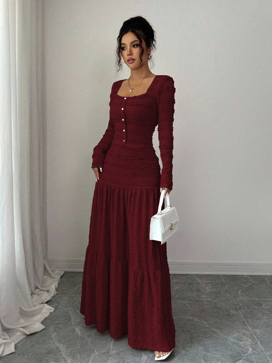 Damen Figurbetontes strukturiertes Maxikleid mit quadratischem Ausschnitt und Knopfleiste Shop Nory