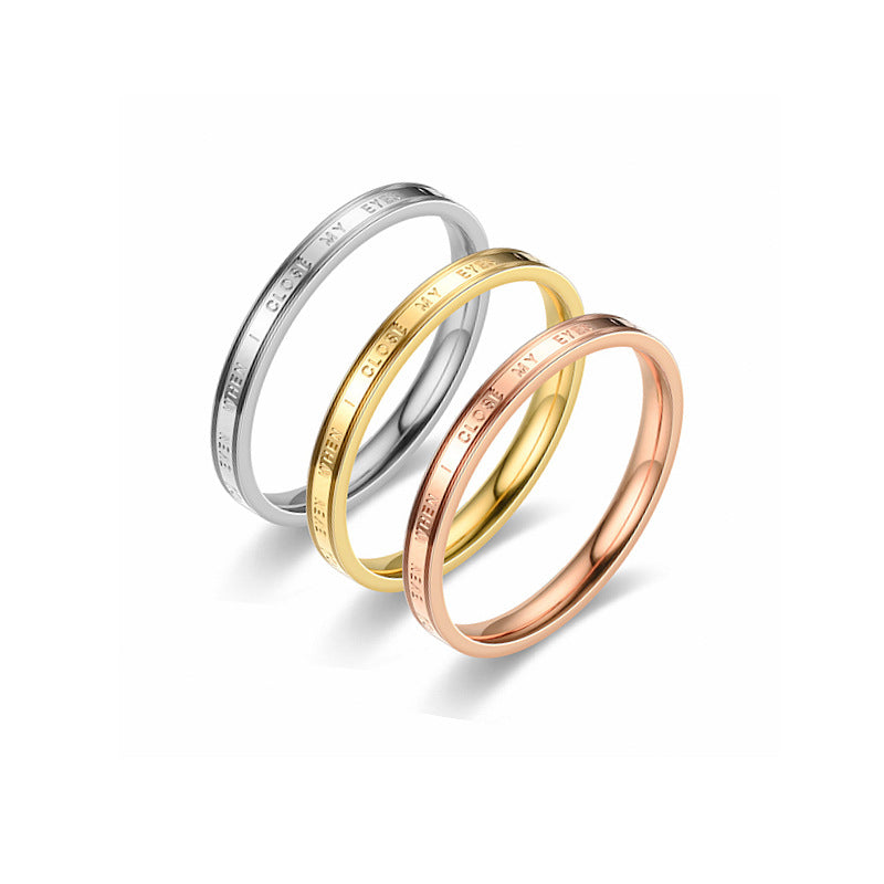 Damen Ring mit eingraviertem Liebesschriftzug und glänzender Oberfläche Shop Nory
