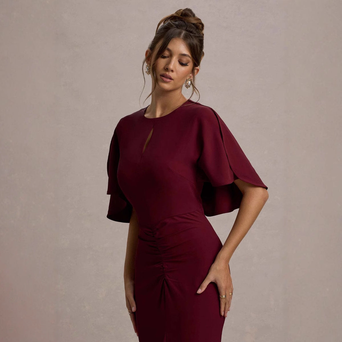 Damen Elegantes Abendkleid mit voluminösen Ärmeln und raffiniertem Wickeldetail
