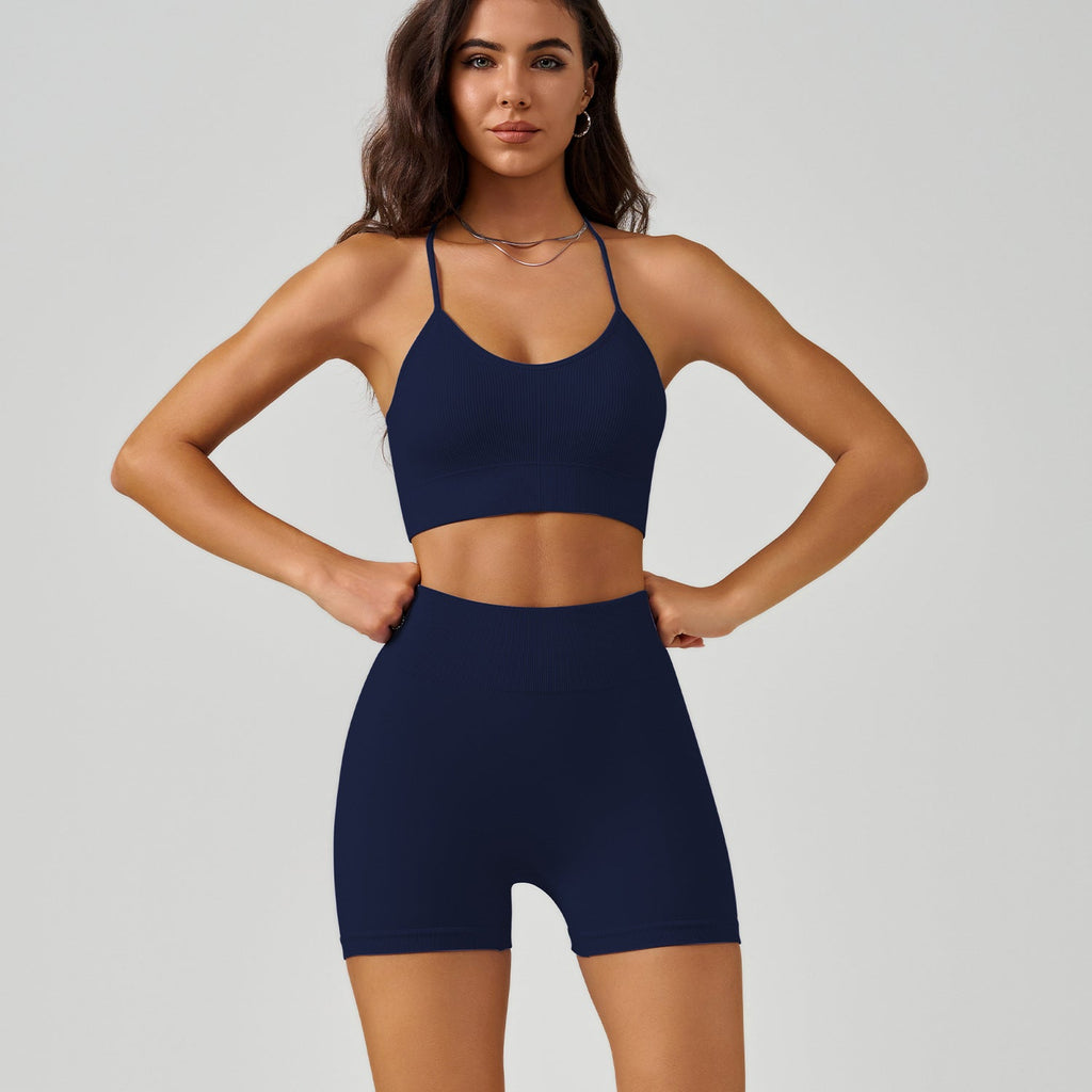 Yoga-Set mit gekreuztem Rücken