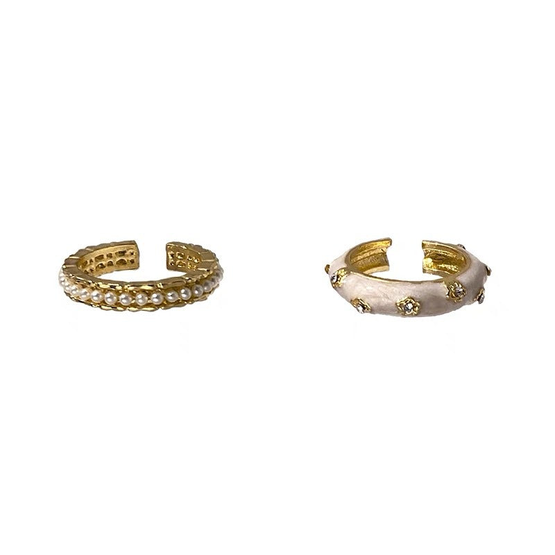 Damen Ring mit filigranem Perlendesign und elegantem Goldfinish Shop Nory