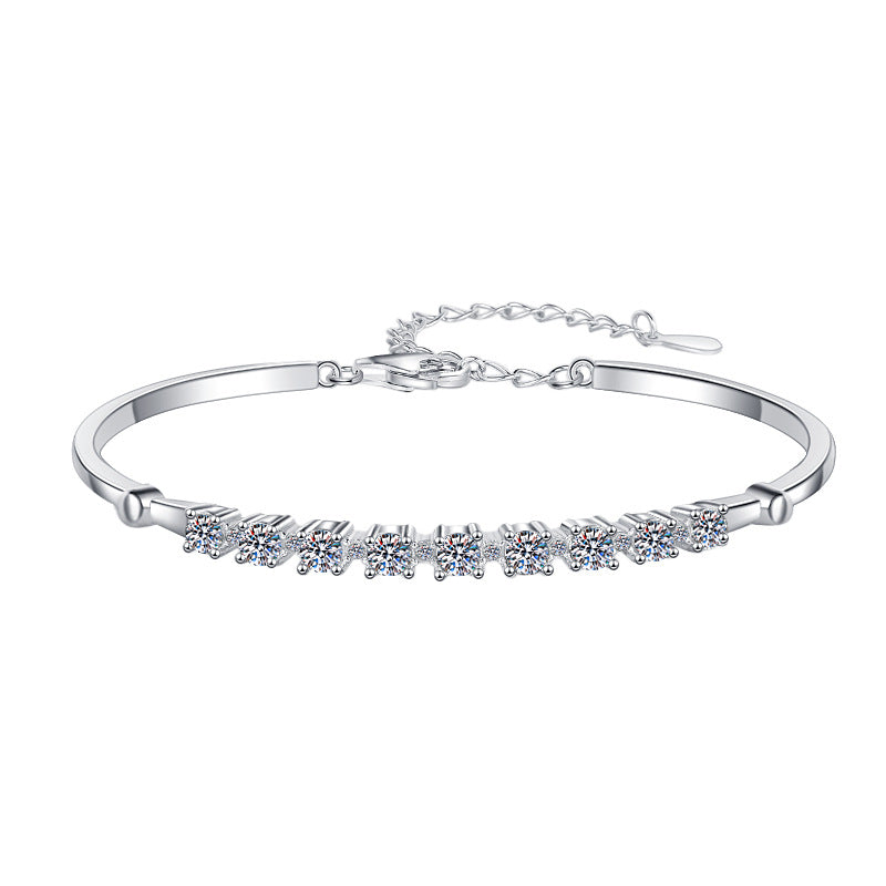 Damenarmband mit funkelnden Zirkonia-Steinen und eleganter Fassung Shop Nory