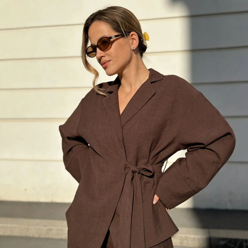 Damen Wickel-Blazer mit Bindegürtel, lässigem Oversize‑Schnitt und Reverskragen Shop Nory