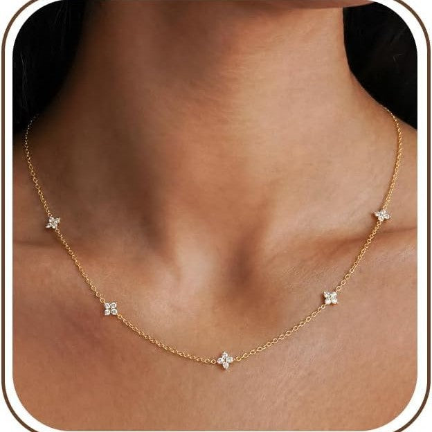 Damen Halskette mit funkelnden Zirkonia-Akzenten und elegantem Kettendesign Shop Nory