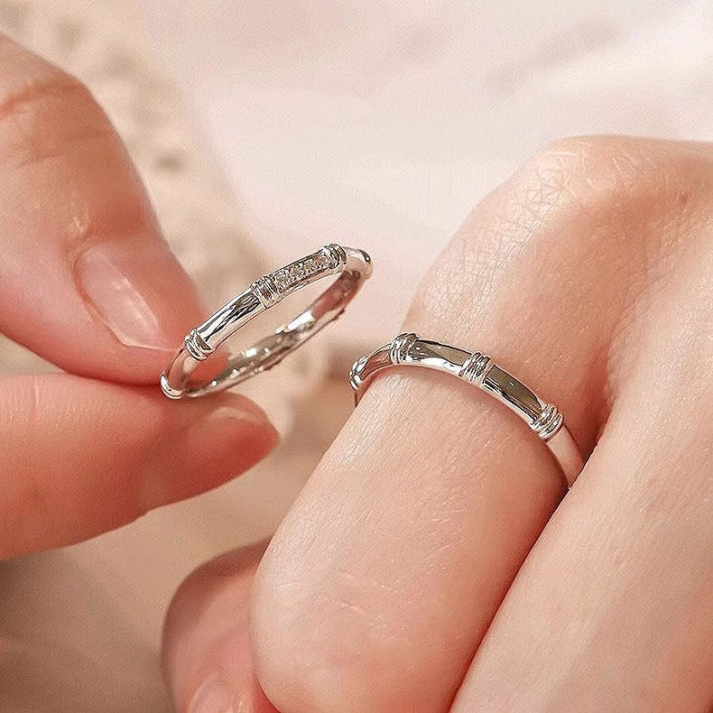 Damen eleganter Ring mit filigraner Detailarbeit und funkelnden Zirkonia Shop Nory