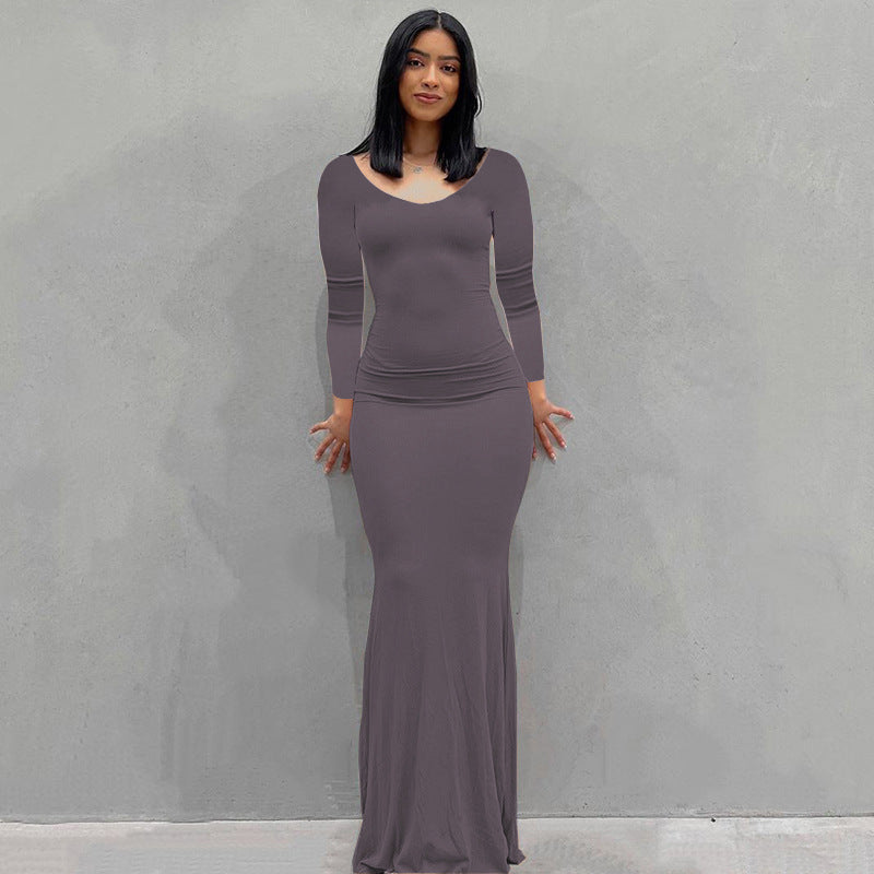 Damen Körperbetontes Maxi‑Jerseykleid mit taillierter Drapierung, langen Ärmeln und ausgestelltem Saum Shop Nory