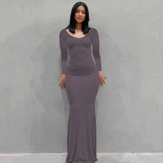 Damen Körperbetontes Maxi‑Jerseykleid mit taillierter Drapierung, langen Ärmeln und ausgestelltem Saum Shop Nory