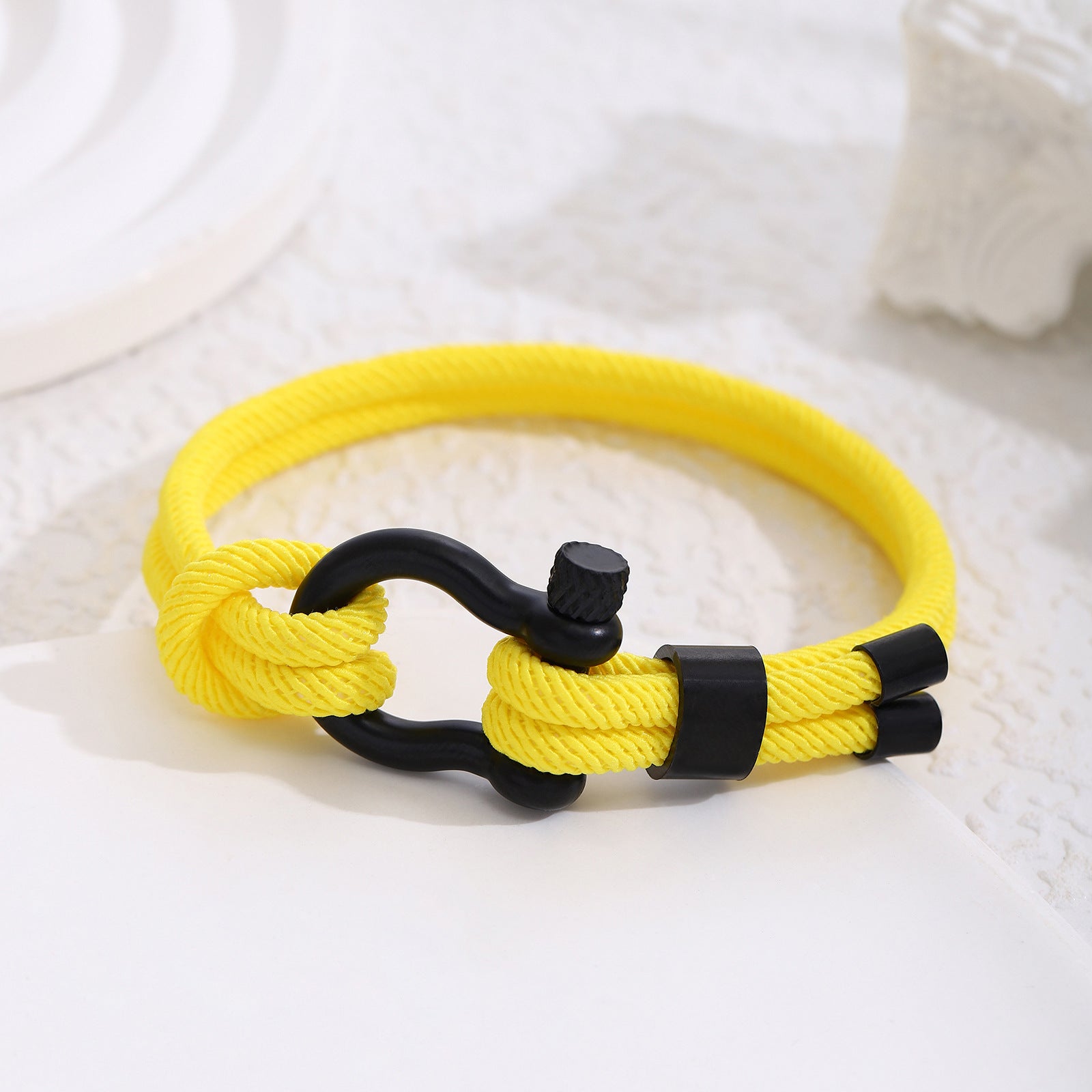 Herrenarmband aus geflochtenem Paracord mit stylischem Metallverschluss Shop Nory